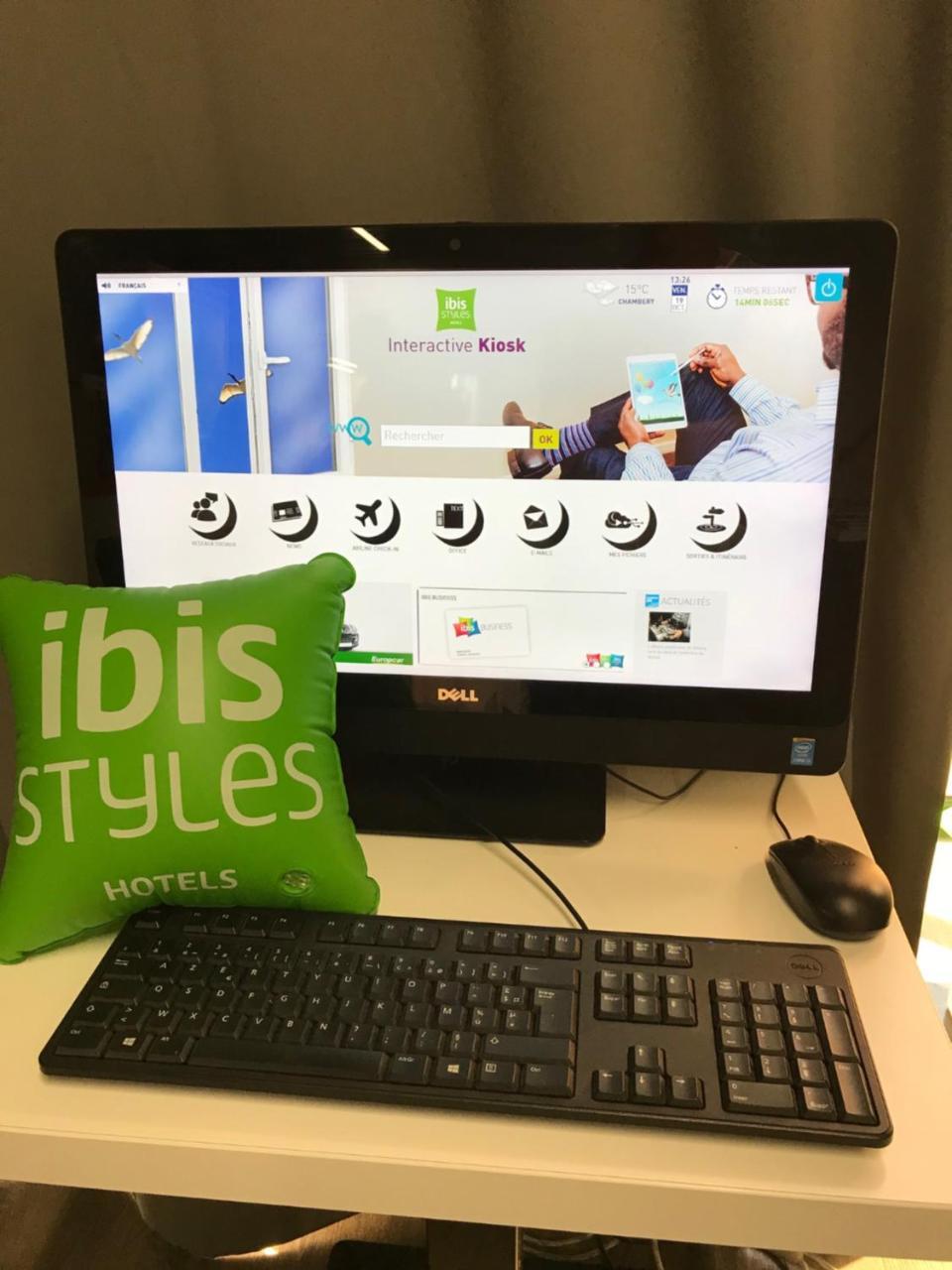 Ibis Styles Chambery Centre Gare Hotel Bagian luar foto
