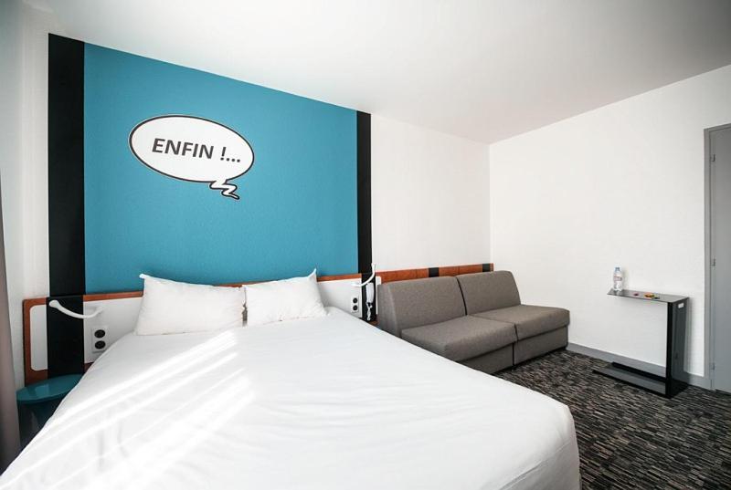 Ibis Styles Chambery Centre Gare Hotel Bagian luar foto
