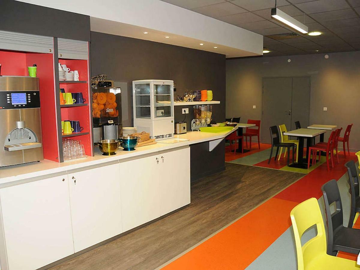 Ibis Styles Chambery Centre Gare Hotel Bagian luar foto